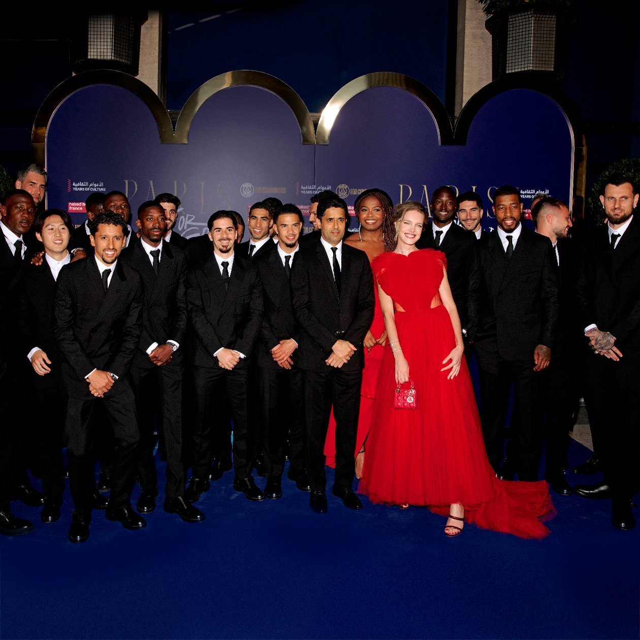 Natalia-Vodianova-&-PSG-team